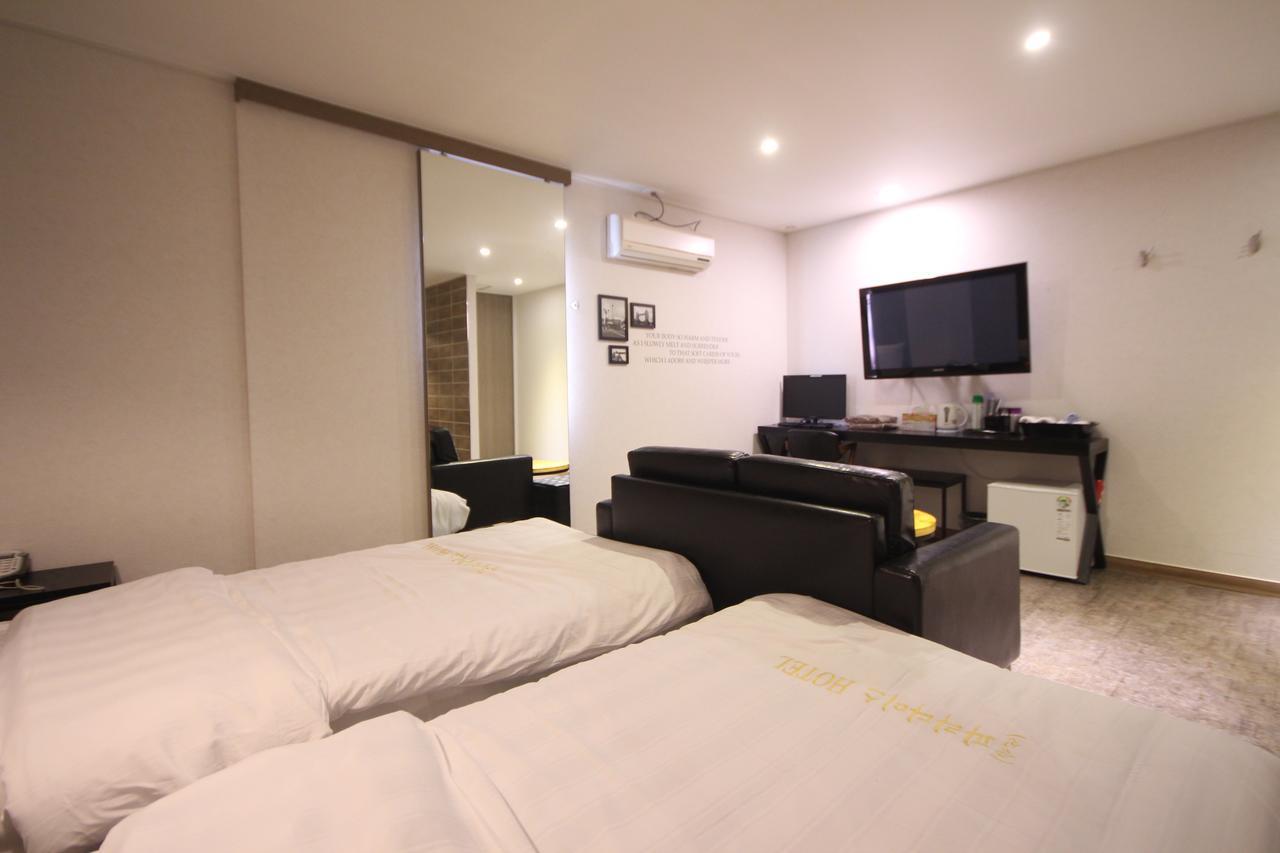 Paradise Hotel Gunsan Exterior foto